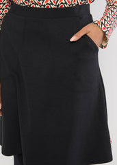 Rok Zwart-Sleek Petite Skirt (FairWear)