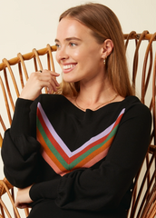 Trui Zwart-Audrey Bell Top Azzy